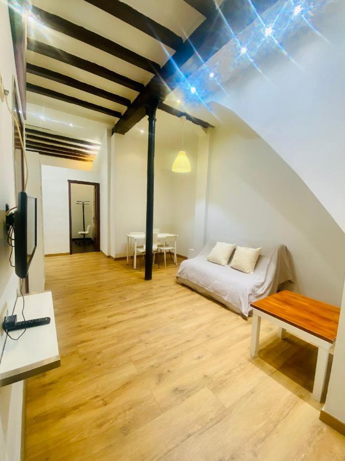 027 Caterina Look Derecha Apartment Barcelona Exterior photo